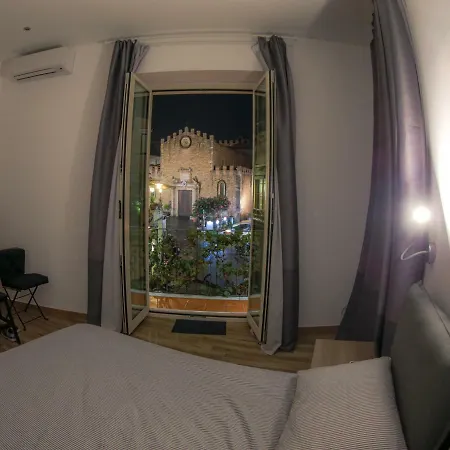 Taomau - Duomo Square Apartment