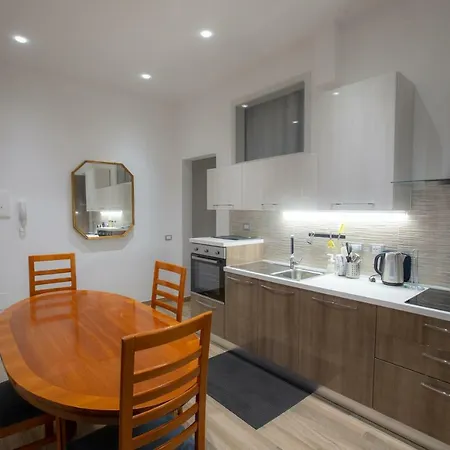 Apartment Taomau - Duomo Square *