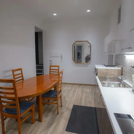 Taomau - Duomo Square Apartment *
